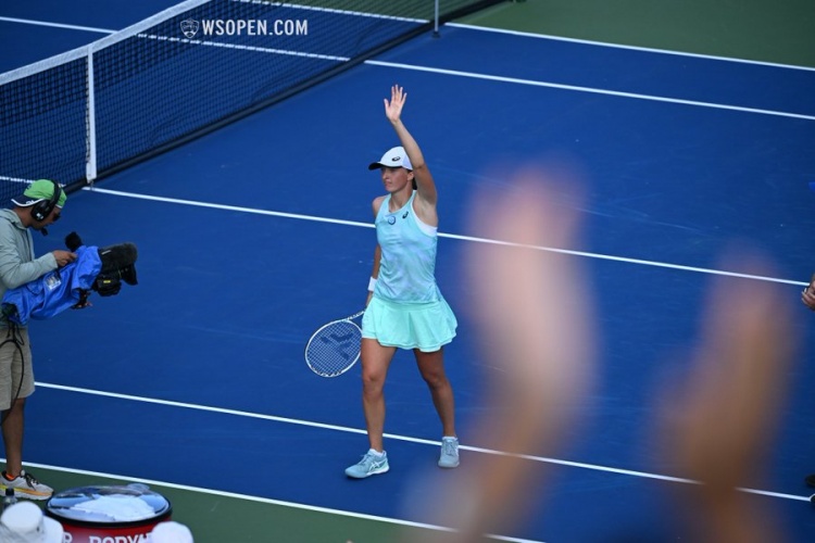 赛后仍难掩 赛后仍难掩