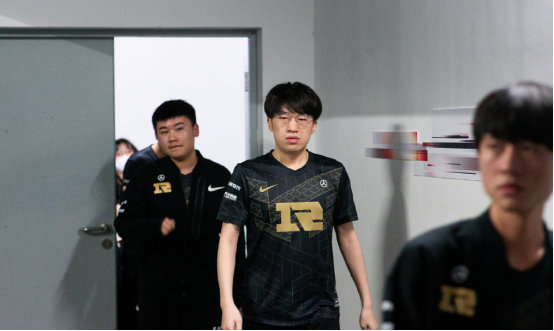 一城承办多 一城承办多