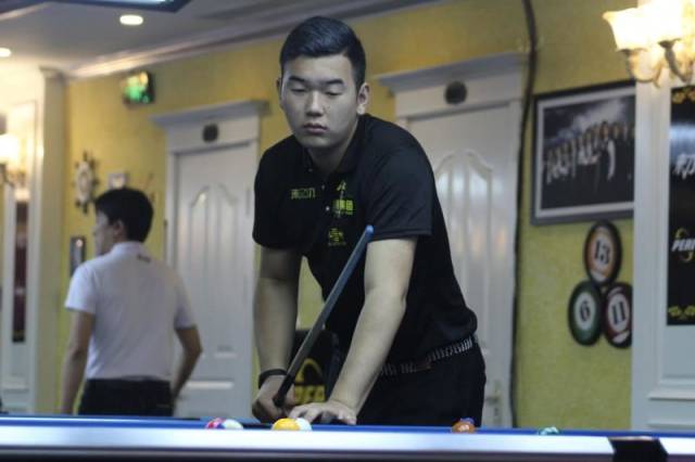 主教练与球 主教练与球